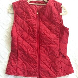 United Colors of Benetton Womens Red Vest Gilet Lightweight